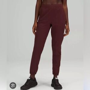 Lululemon Adapted State Jogger Size 6